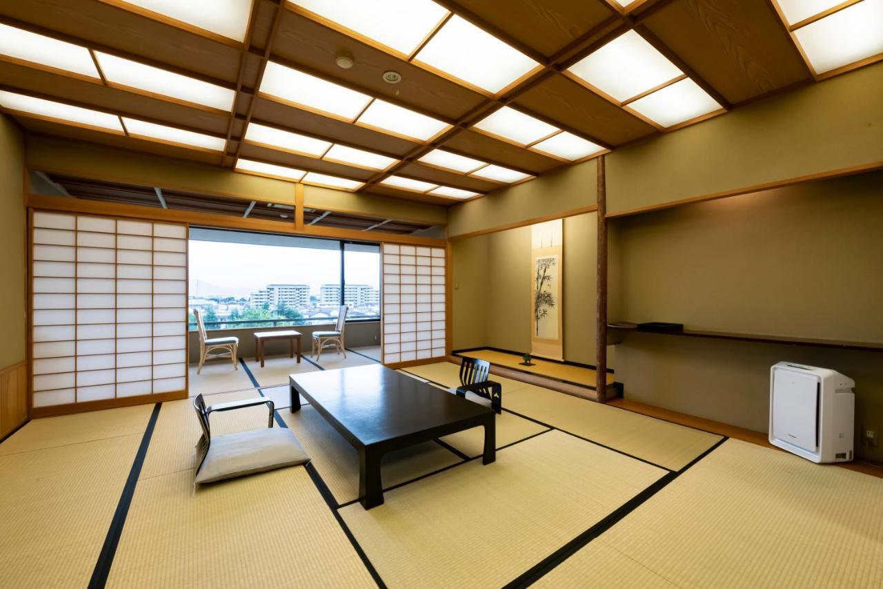 Tokiwa Hotel Kōfu Esterno foto